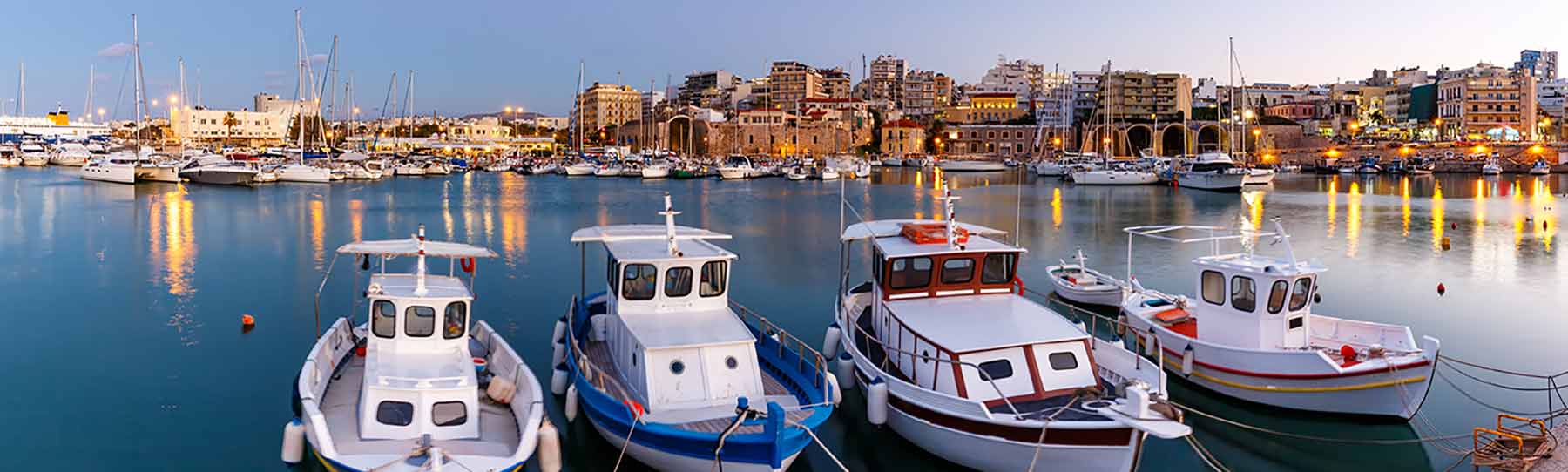Hafen der größten Stadt Kretas Heraklion